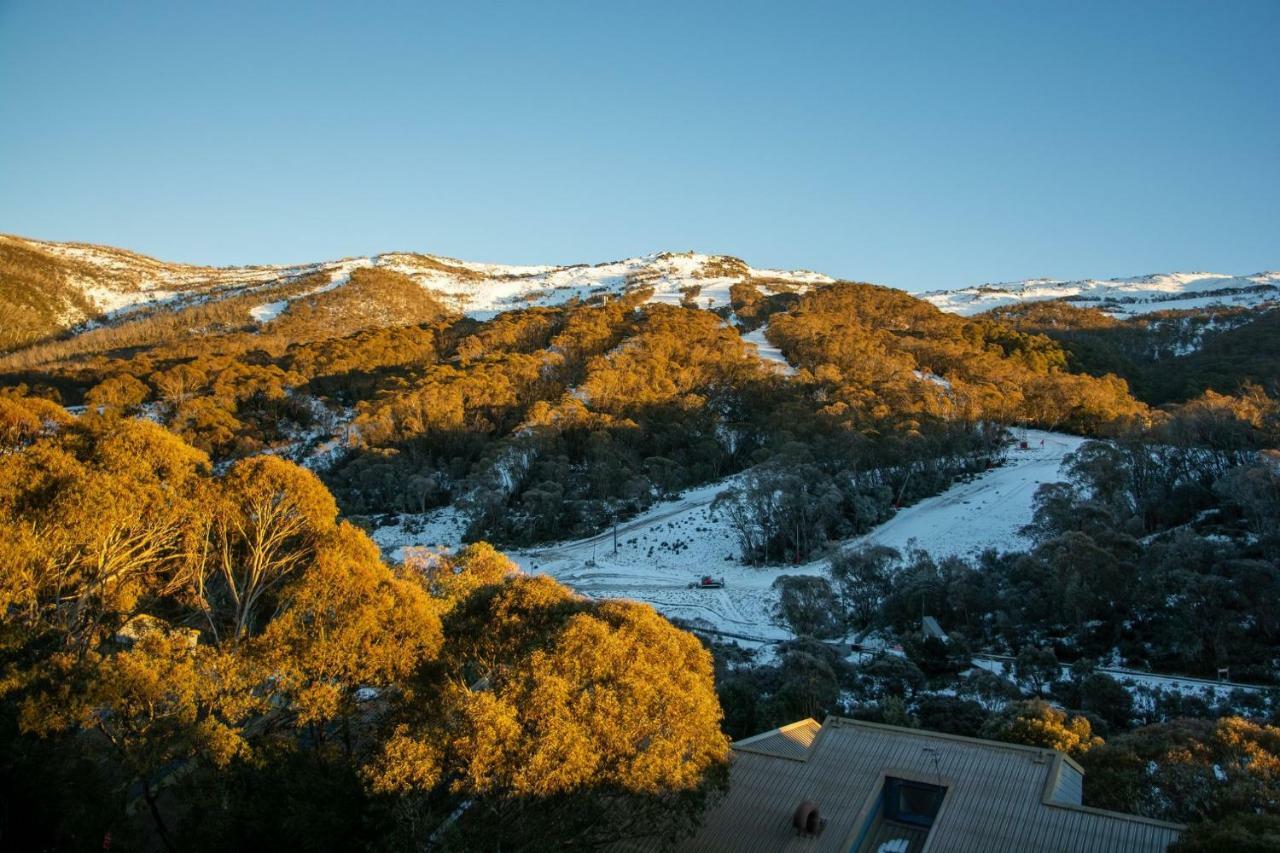 Bernti'S Mountain Inn Thredbo Exterior foto