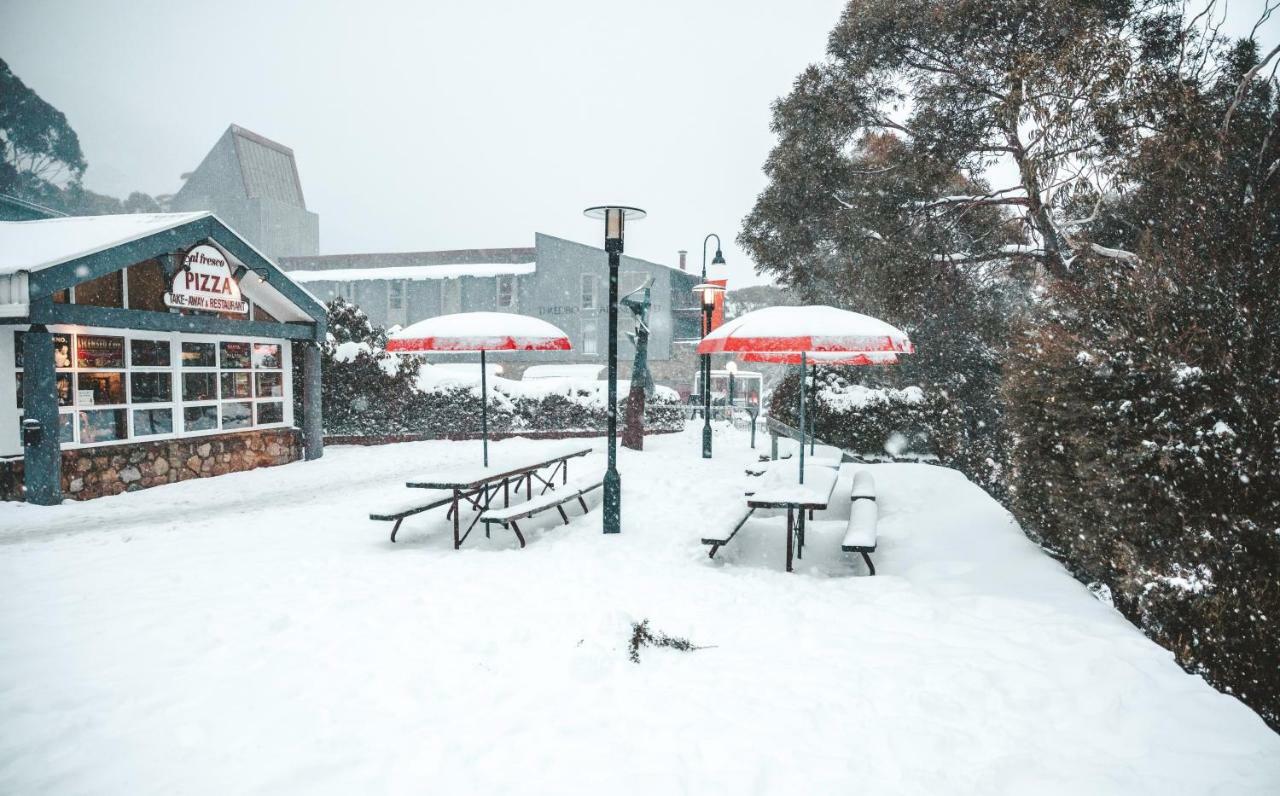 Bernti'S Mountain Inn Thredbo Exterior foto