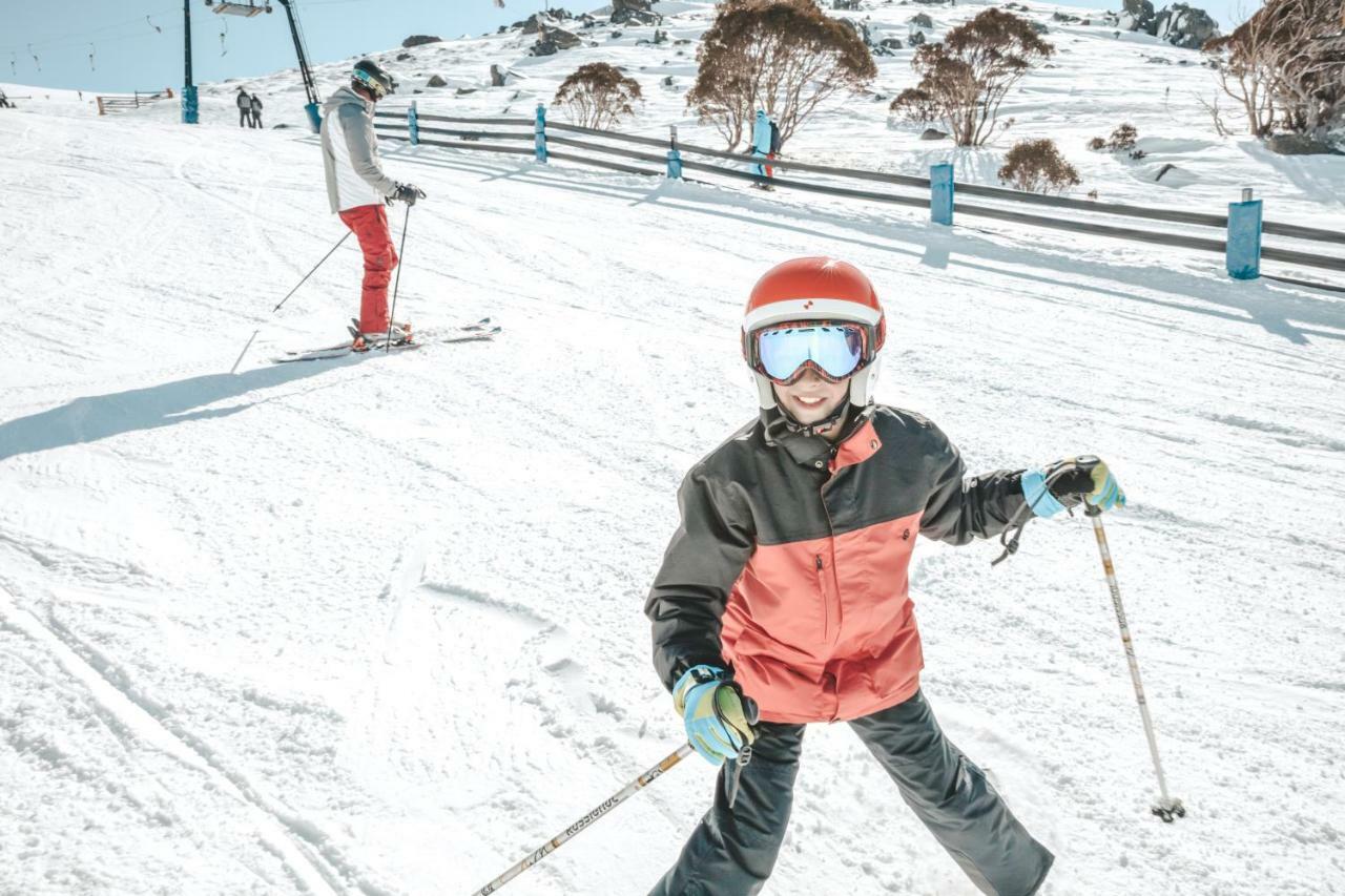 Bernti'S Mountain Inn Thredbo Exterior foto